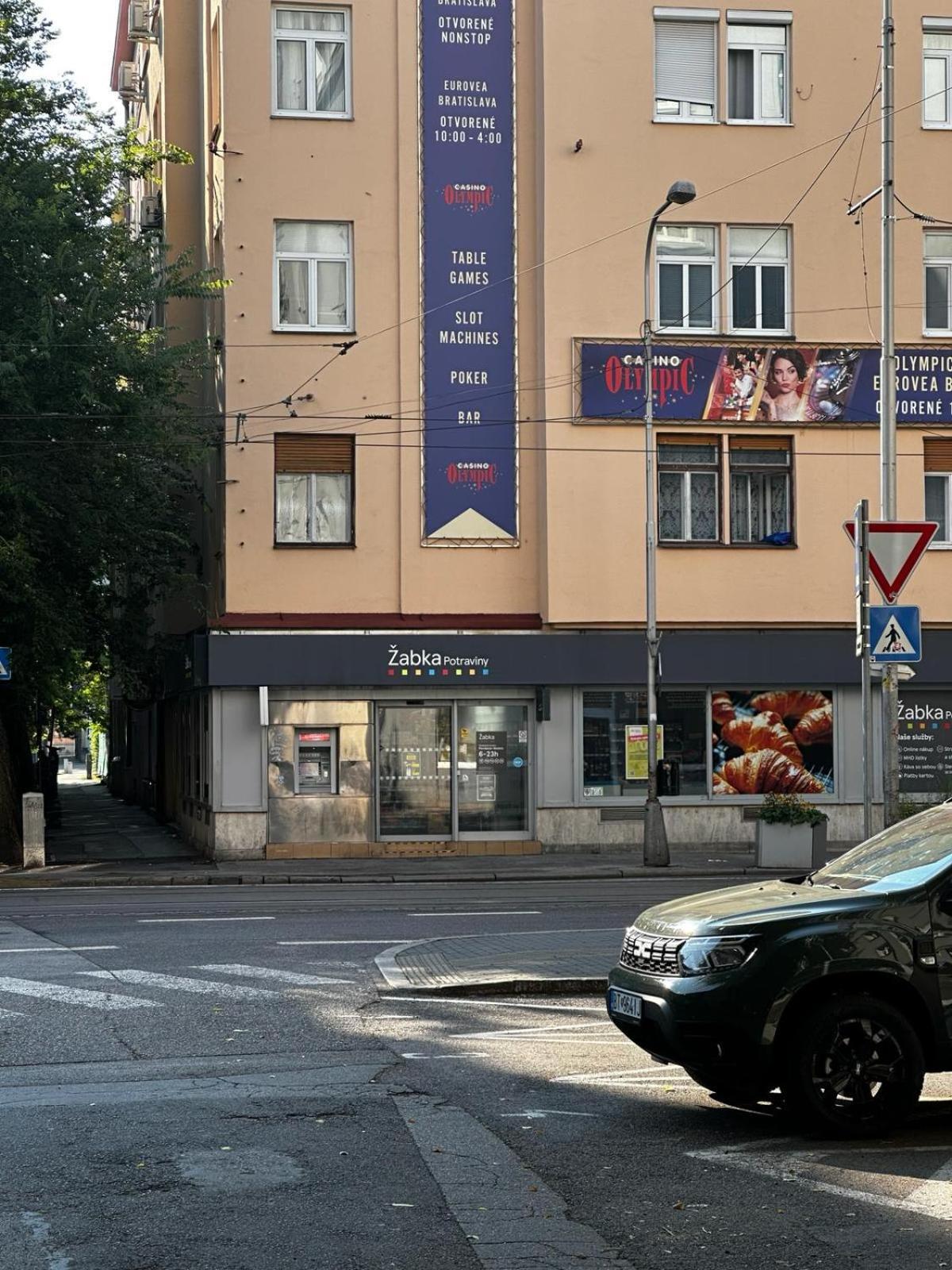 Urban Zenhouse No.2 - Breakfast Included Διαμέρισμα Μπρατισλάβα Εξωτερικό φωτογραφία